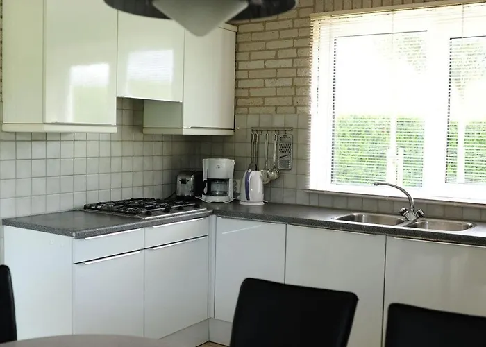 Huijsmansverhuur Typ B 4 Tatil Evi *