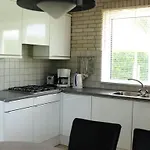 Huijsmansverhuur Typ B 4 בית נופש *